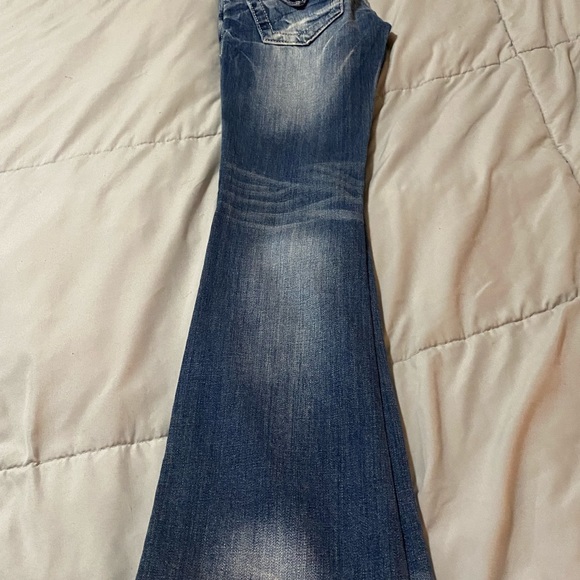 Miss Me Jeans - Picture 3 of 9